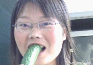 女生说吃瓜是什么意思怎么回答,“吃瓜”一词在女生间的流行含义